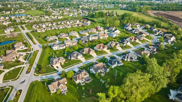 Integrando la naturaleza en la ciudad: El enfoque de los SUDS en la infraestructura verde urbana